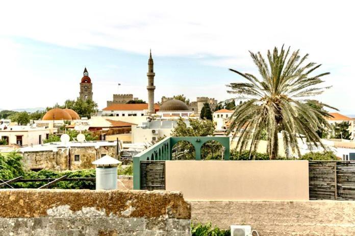 George & Alexandra'S Apartments Rhodes City Exteriör bild